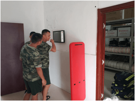 濟(jì)南某隊(duì)為提高備品管理升級，使用浦豐科技智能柜、智能工具柜